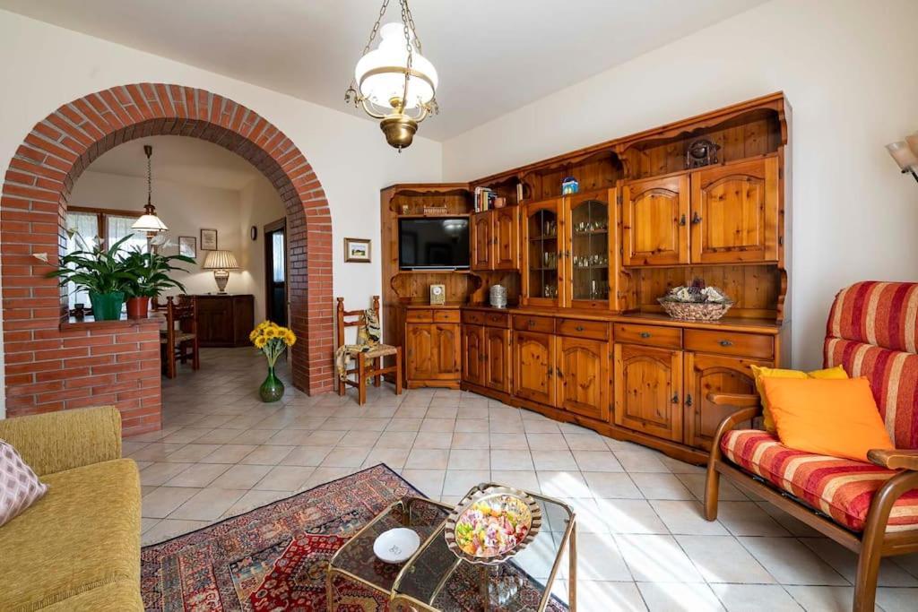 Casa Vacanze Santa Maria Certaldo Bagian luar foto