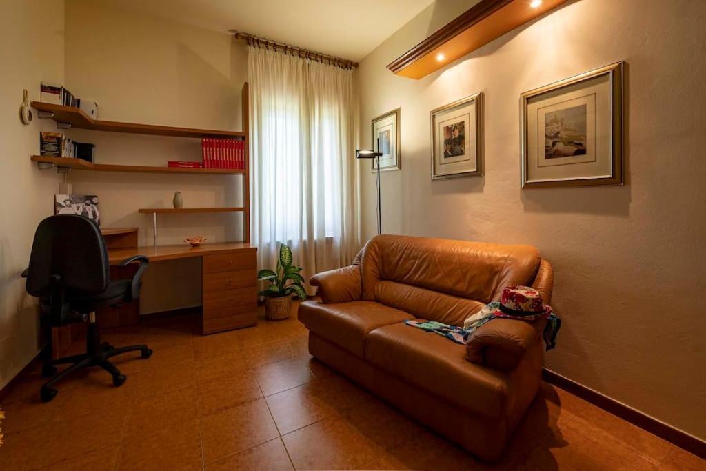 Casa Vacanze Santa Maria Certaldo Bagian luar foto